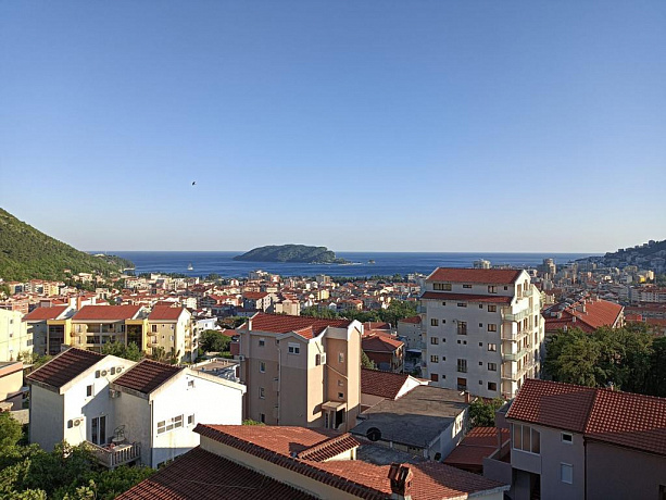 Apartment 76m2 with two bedrooms and sea views